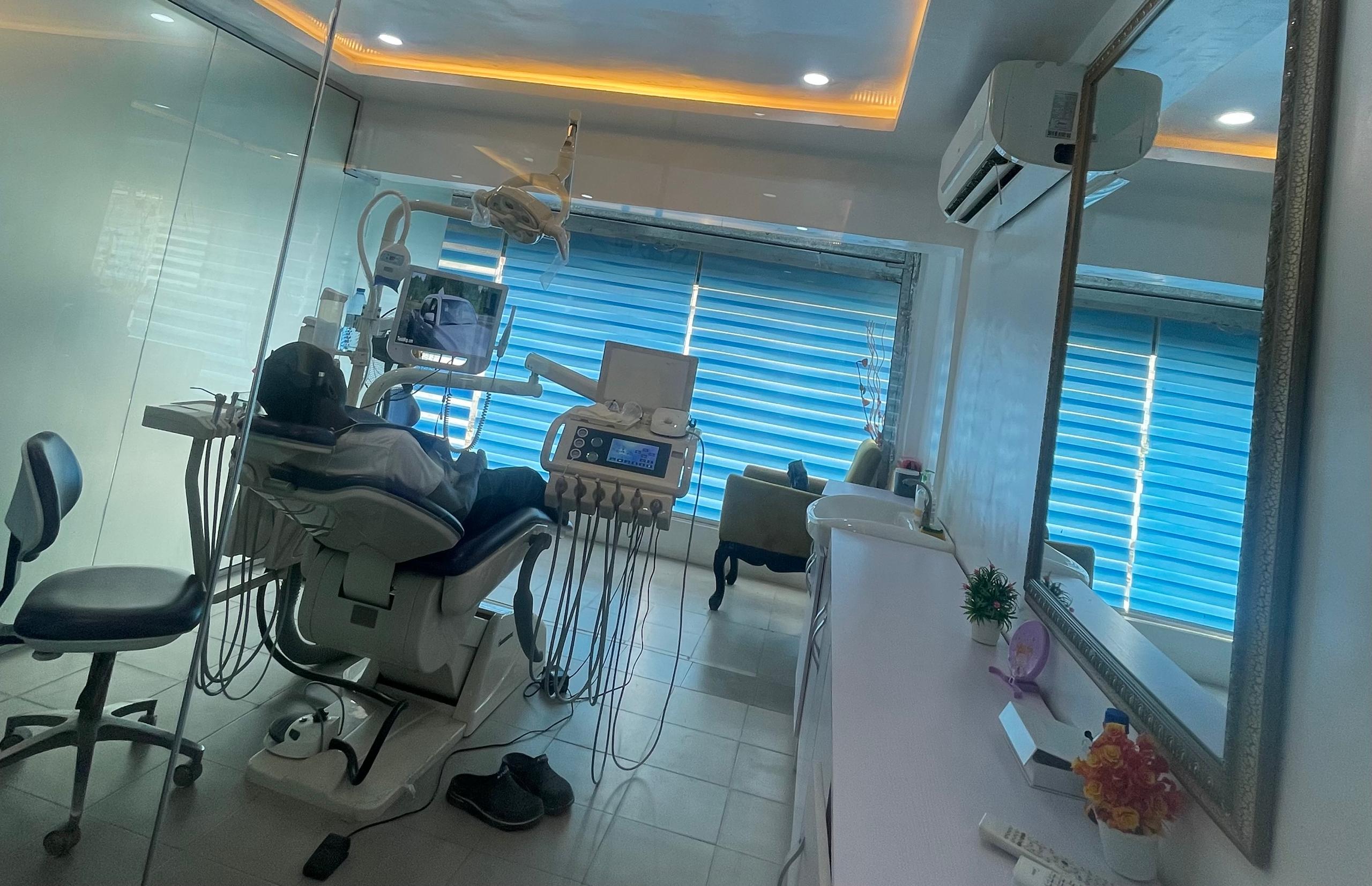 Dental Clinic in Vi WhatsApp Image 2025-09-25 at 11.48.59 PM